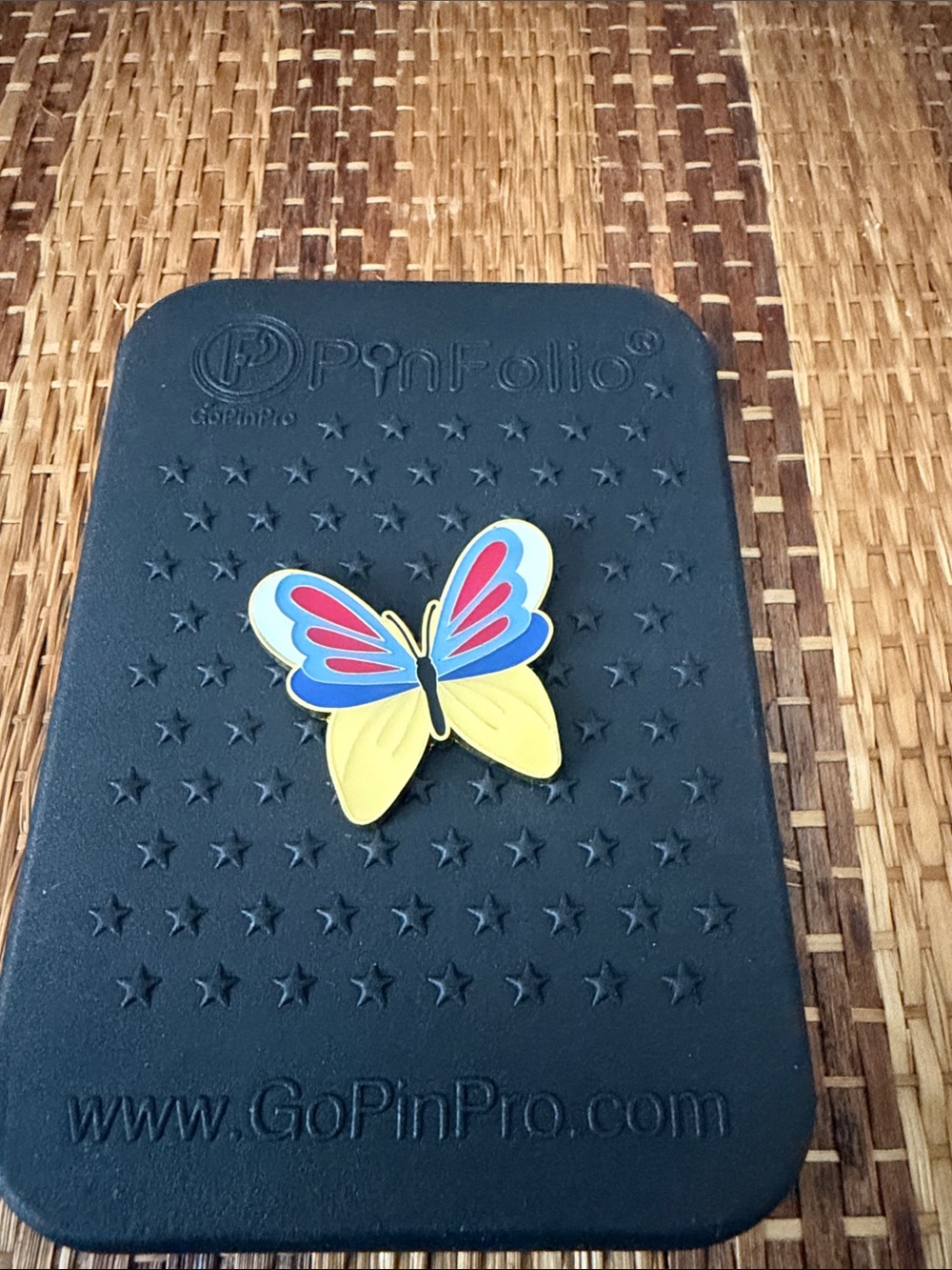 Snow White - Loungefly Disney Princess Butterfly Enamel Pin